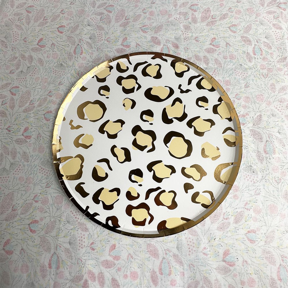 10 X Jungle Animal Gold Leopard Print Disposable Plates (18 cm) - Cook and Party